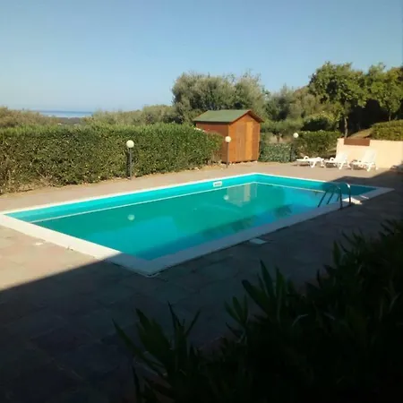 Bilocale Delfini